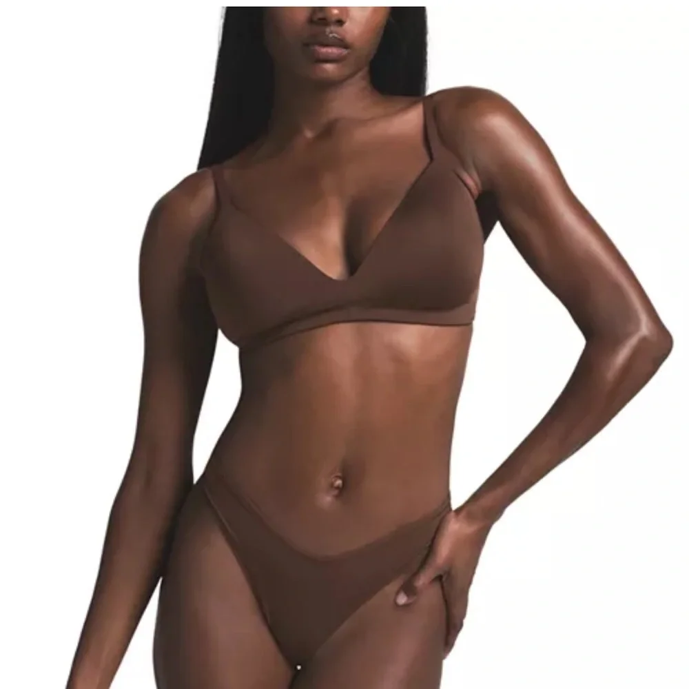 NWT Skims Wireless Form T-Shirt Bra in Cocoa - Size 36C - Picture 2 of 12